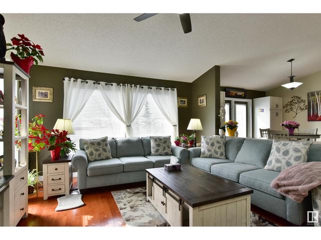 16 - 17418 98a Av Nw, House attached with 2 bedrooms, 2 bathrooms and 4 parking in Edmonton AB | Image 7