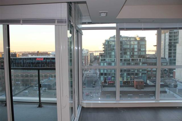 1504 - 400 Adelaide St E, Condo with 2 bedrooms, 2 bathrooms and 1 parking in Toronto ON | Image 6