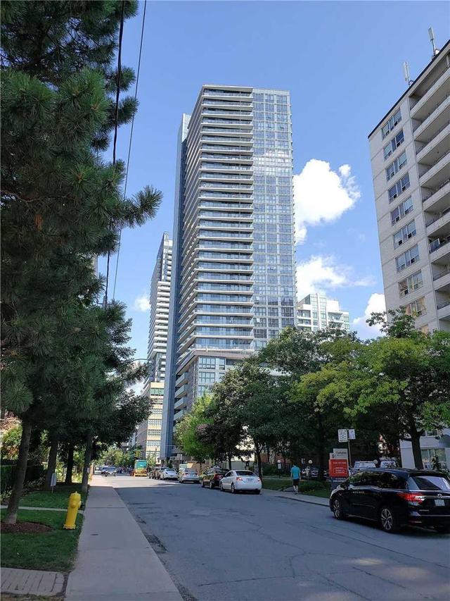 1910 - 125 Redpath Ave, Condo with 2 bedrooms, 2 bathrooms and 1 parking in Toronto ON | Image 1