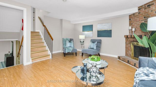 52 Pluto Dr, House detached with 3 bedrooms, 2 bathrooms and 5 parking in Brampton ON | Image 27