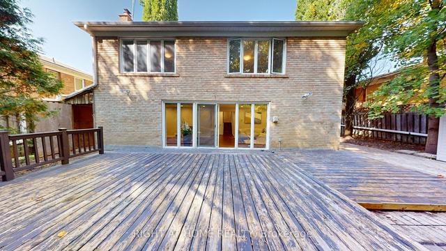 23 Christine Cres, House detached with 4 bedrooms, 4 bathrooms and 4 parking in Toronto ON | Image 26