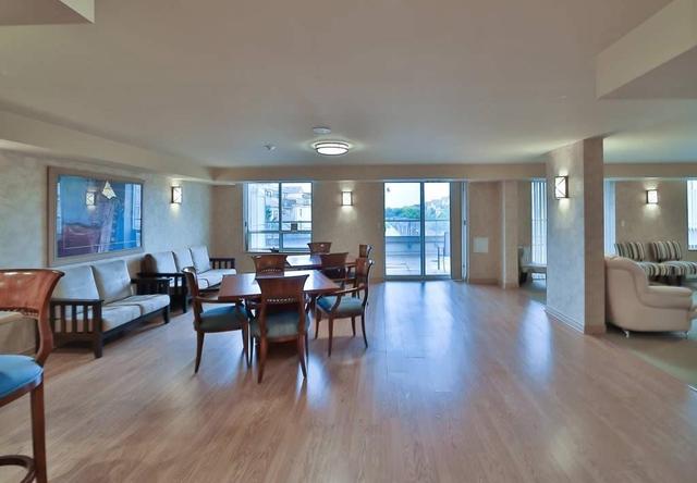 213 - 1829 Queen St E, Condo with 2 bedrooms, 2 bathrooms and 2 parking in Toronto ON | Image 18