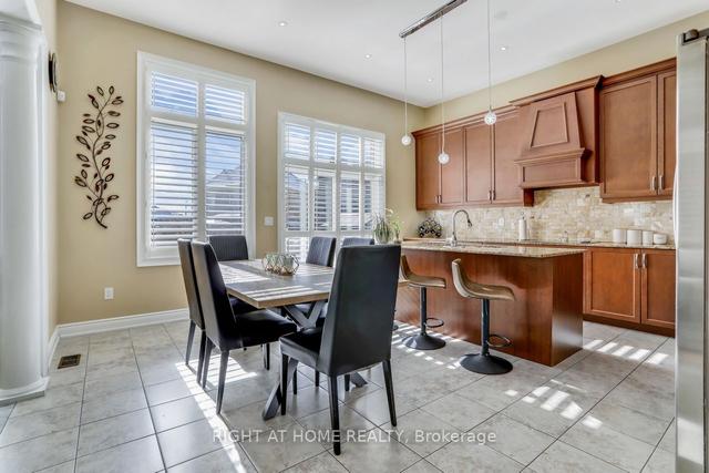 3 Mediterranean Cres, House detached with 4 bedrooms, 4 bathrooms and 6 parking in Brampton ON | Image 3