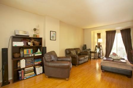 th. 7 - 2472 Eglinton Ave E, Townhouse with 4 bedrooms, 4 bathrooms and 2 parking in Toronto ON | Image 2