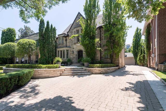 36 Hillholm Rd, House detached with 4 bedrooms, 6 bathrooms and 6 parking in Toronto ON | Image 1