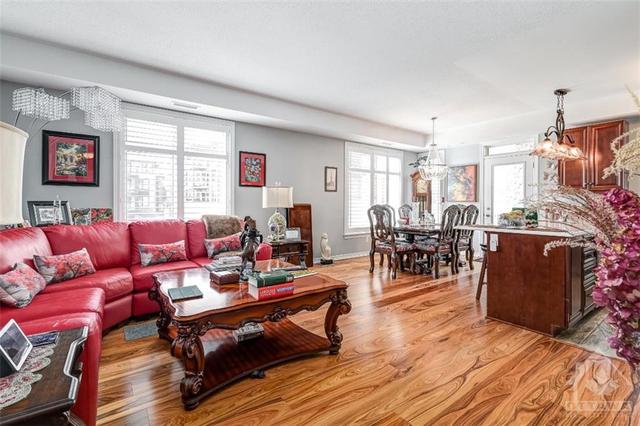 102 - 150 Guelph Private, Condo with 2 bedrooms, 2 bathrooms and 1 parking in Ottawa ON | Image 4