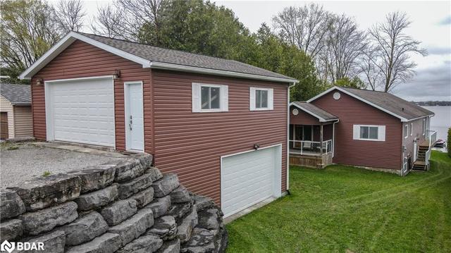 111 Campbell Beach Road, House detached with 5 bedrooms, 2 bathrooms and 6 parking in Kawartha Lakes ON | Image 13