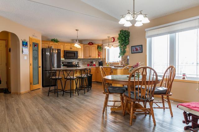 451048 Rg Rd 74, House detached with 5 bedrooms, 3 bathrooms and 6 parking in Wainwright No. 61 AB | Image 6