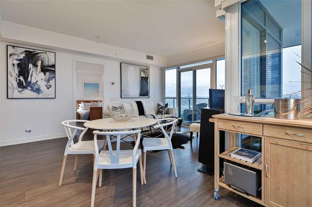 2209 - 2200 Lake Shore Blvd, Condo with 2 bedrooms, 2 bathrooms and 1 parking in Toronto ON | Image 3