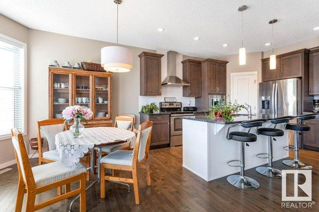809 Northern Harrier Ln Nw, House detached with 3 bedrooms, 2 bathrooms and null parking in Edmonton AB | Image 5