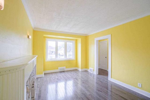 1792 Keele St, House detached with 2 bedrooms, 2 bathrooms and 3 parking in Toronto ON | Image 27