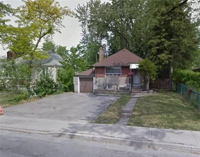 146 Empress Ave, House detached with 3 bedrooms, 2 bathrooms and 5 parking in Toronto ON | Image 3