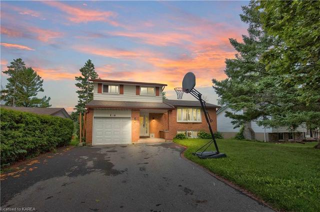 745 Aylmer Crescent, House detached with 3 bedrooms, 1 bathrooms and 5 parking in Kingston ON | Image 1