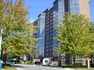 301 - 20 Baif Blvd, Condo with 3 bedrooms, 2 bathrooms and 1 parking in Richmond Hill ON | Image 1