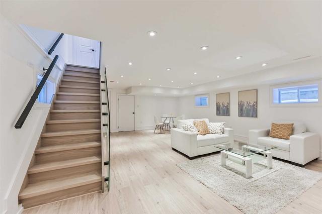 33 Kimberley Ave, House detached with 4 bedrooms, 5 bathrooms and 1 parking in Toronto ON | Image 28