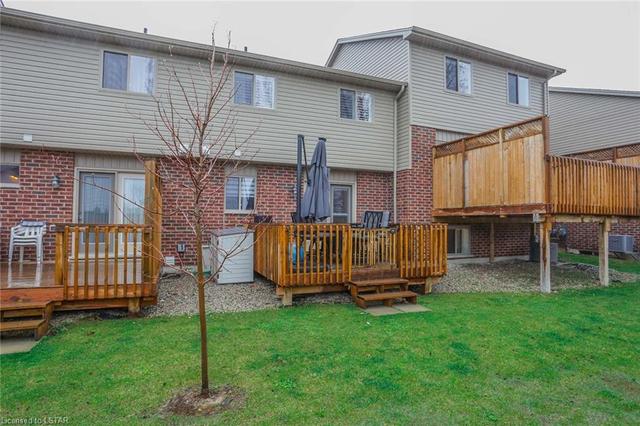 95 - 1061 Eagletrace Drive, House attached with 3 bedrooms, 2 bathrooms and null parking in London ON | Image 31