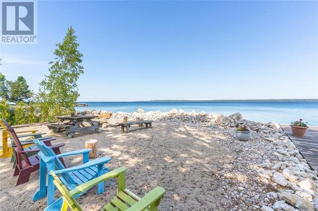 385 Balmy Beach Road, House detached with 4 bedrooms, 3 bathrooms and 12 parking in Georgian Bluffs ON | Image 17