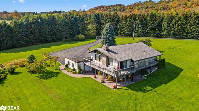 3143 Concession 10 Nottawasaga Road S, House attached with 5 bedrooms, 3 bathrooms and 17 parking in Clearview ON | Image 7