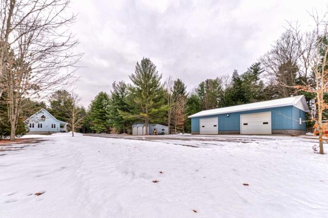 1718 Old Second Rd S, House detached with 3 bedrooms, 2 bathrooms and 13 parking in Springwater ON | Image 25