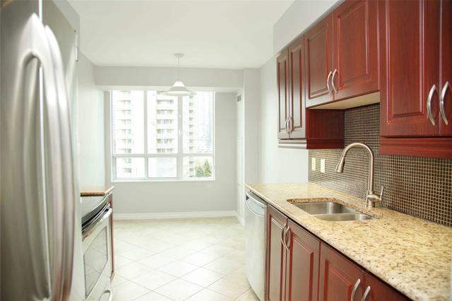 706 - 335 Rathburn Rd, Condo with 2 bedrooms, 2 bathrooms and 1 parking in Mississauga ON | Image 5
