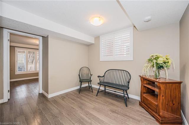 82 Dawes Avenue, House semidetached with 3 bedrooms, 3 bathrooms and 2 parking in Guelph ON | Image 25