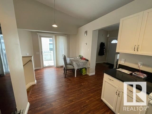 8025 15a Av Nw, House detached with 3 bedrooms, 2 bathrooms and 2 parking in Edmonton AB | Image 6