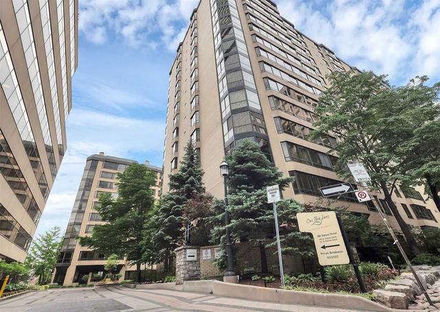 409 - 211 St Patrick St, Condo with 3 bedrooms, 2 bathrooms and 1 parking in Toronto ON | Image 1