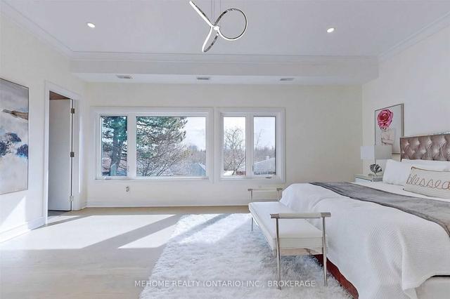 37 Geraldton Cres, House detached with 4 bedrooms, 7 bathrooms and 6 parking in Toronto ON | Image 3