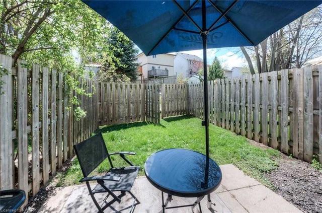 211 Veronica Dr, Townhouse with 2 bedrooms, 2 bathrooms and 1 parking in Kitchener ON | Image 25