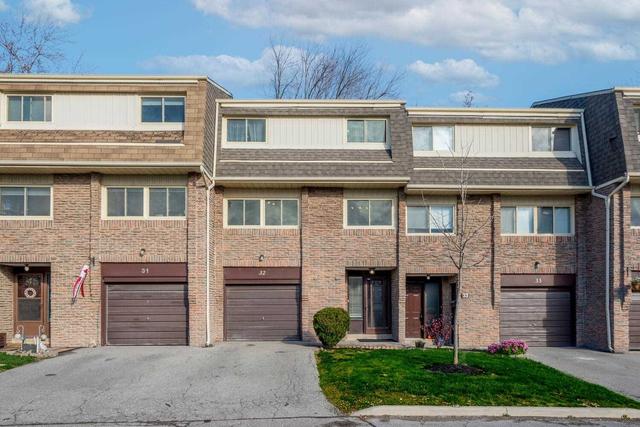 32 - 7430 Copenhagen Rd, Townhouse with 3 bedrooms, 2 bathrooms and 2 parking in Mississauga ON | Image 1