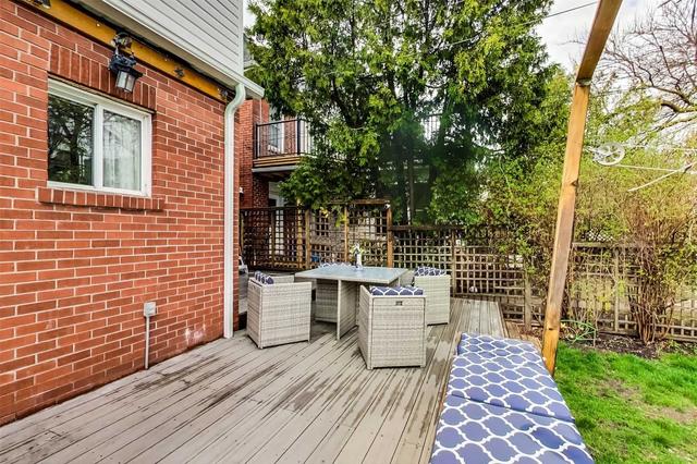 133 Mavety St, House detached with 6 bedrooms, 3 bathrooms and 1 parking in Toronto ON | Image 32