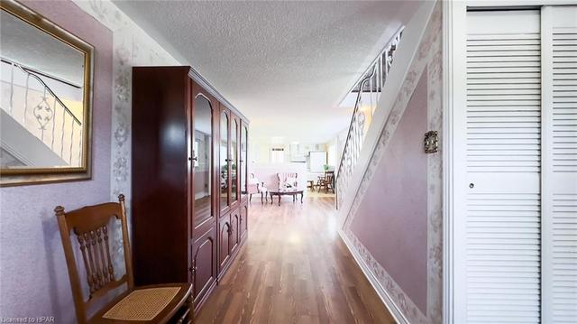 168 Erie St S, House detached with 4 bedrooms, 1 bathrooms and 3 parking in Central Huron ON | Image 34