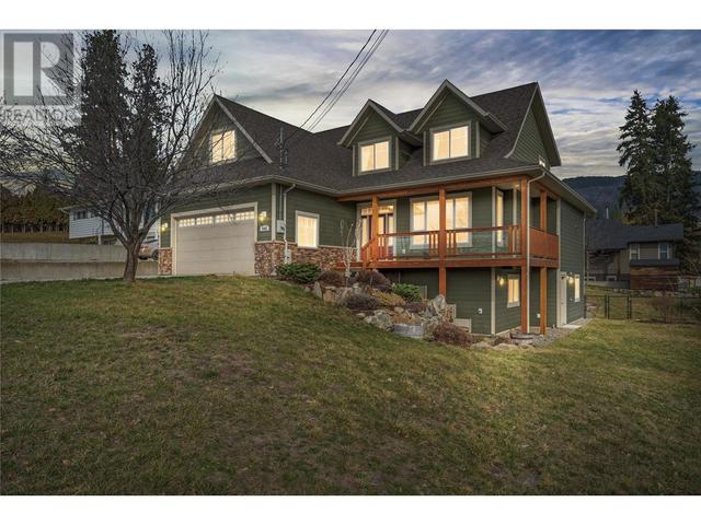 2488 Reece Road, House detached with 5 bedrooms, 4 bathrooms and 8 parking in West Kelowna BC | Image 3