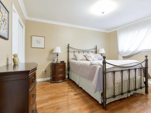31 Coniston Ave, House detached with 3 bedrooms, 2 bathrooms and 4 parking in Brampton ON | Image 10