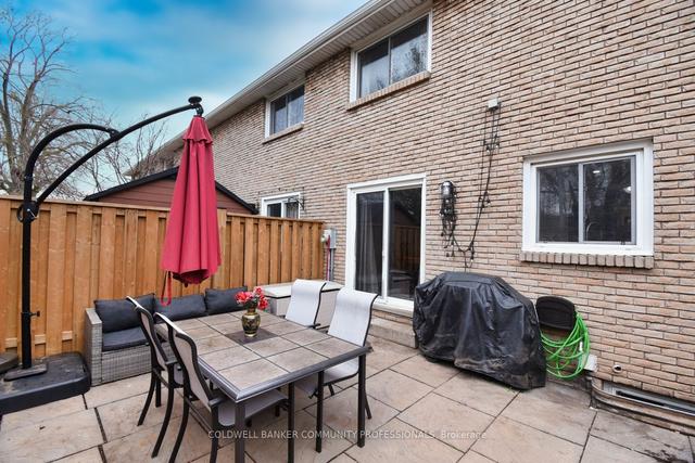 85 - 151 Gateshead Cres, Townhouse with 3 bedrooms, 2 bathrooms and 1 parking in Hamilton ON | Image 26