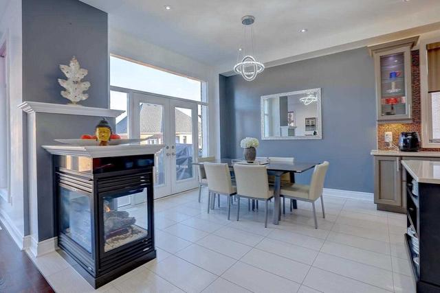 4 Accolade Crt, House detached with 4 bedrooms, 5 bathrooms and 7 parking in Brampton ON | Image 7