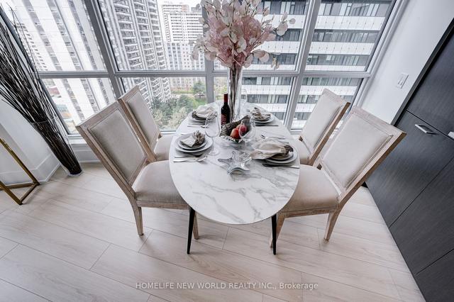 1522 - 585 Bloor St E, Condo with 2 bedrooms, 2 bathrooms and 1 parking in Toronto ON | Image 13