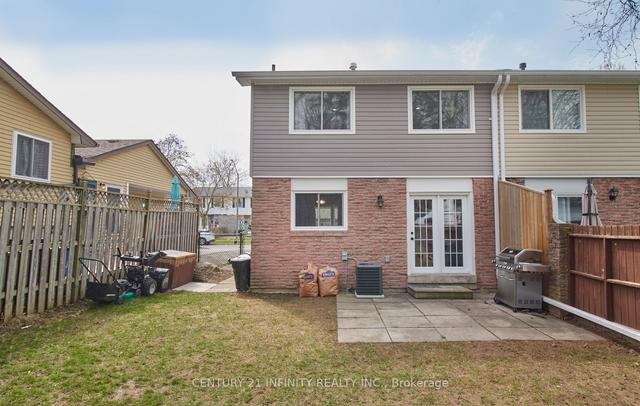 1258 Eldorado Ave, House semidetached with 3 bedrooms, 2 bathrooms and 3 parking in Oshawa ON | Image 16