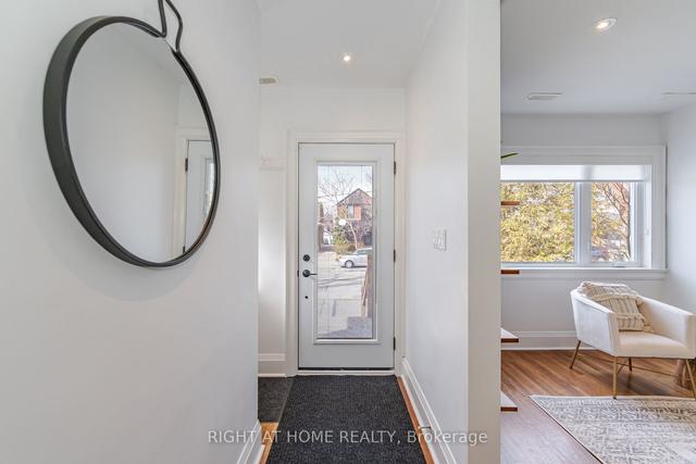 73 Fourth St, House detached with 2 bedrooms, 2 bathrooms and 1 parking in Toronto ON | Image 37