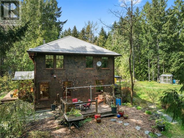 1698 Wooden Rd, House detached with 3 bedrooms, 3 bathrooms and 4 parking in Cowichan Valley B BC | Image 36