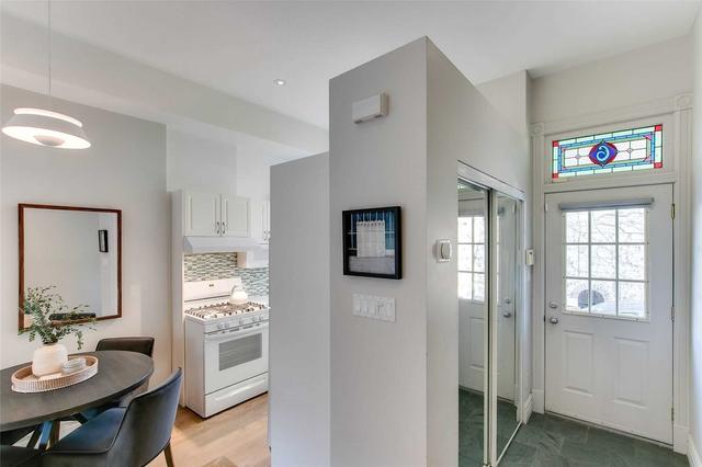 6 Flagler St, House attached with 1 bedrooms, 2 bathrooms and 0 parking in Toronto ON | Image 35