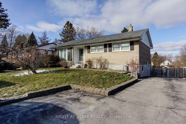 89 Bythia St, House detached with 3 bedrooms, 2 bathrooms and 5 parking in Orangeville ON | Image 1