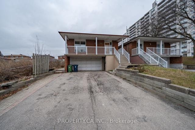1172 Wilson Ave W, House detached with 3 bedrooms, 3 bathrooms and 5 parking in Toronto ON | Image 27
