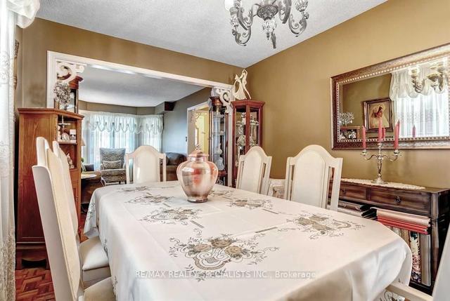 3 Fincham Ave E, Home with 4 bedrooms, 3 bathrooms and 5 parking in Brampton ON | Image 2