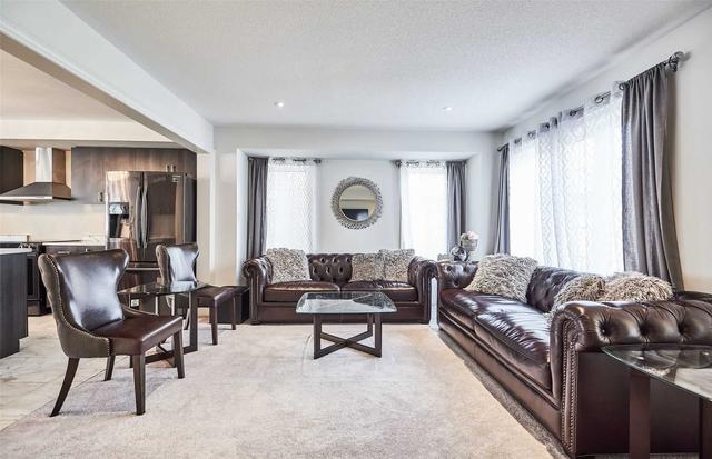 176 Britannia Ave W, House semidetached with 4 bedrooms, 3 bathrooms and 3 parking in Oshawa ON | Image 31