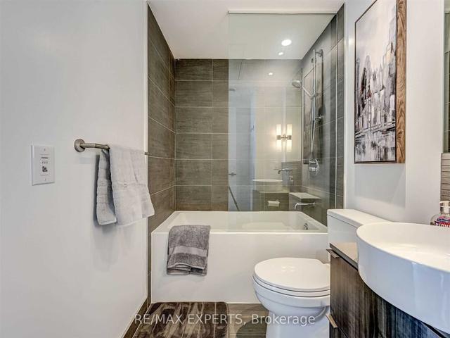 4001 - 161 Roehampton Ave, Condo with 1 bedrooms, 1 bathrooms and 1 parking in Toronto ON | Image 22