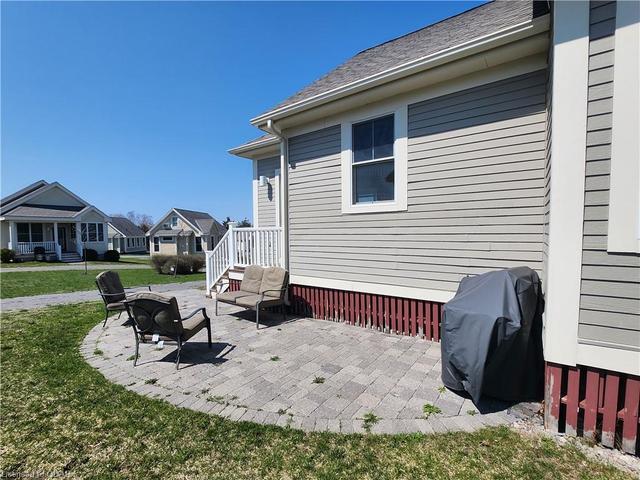 115 Butternut Lane, House detached with 2 bedrooms, 1 bathrooms and null parking in Prince Edward County ON | Image 14