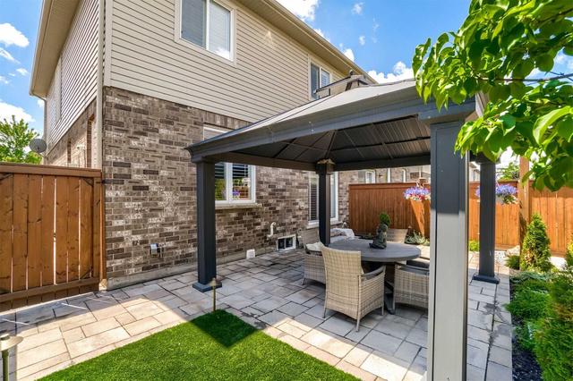 79 Padua Cres, House semidetached with 3 bedrooms, 3 bathrooms and 4 parking in Hamilton ON | Image 32