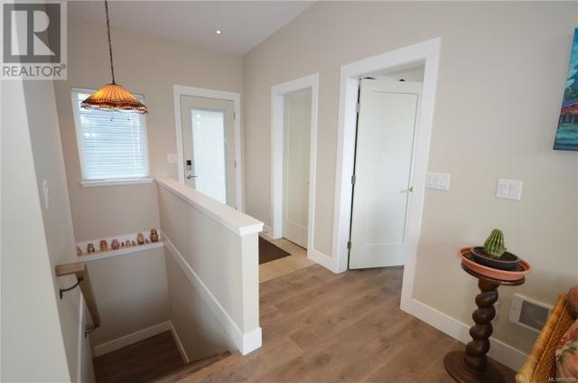 1019 Vancouver Ave, House detached with 2 bedrooms, 2 bathrooms and 3 parking in Nanaimo BC | Image 7