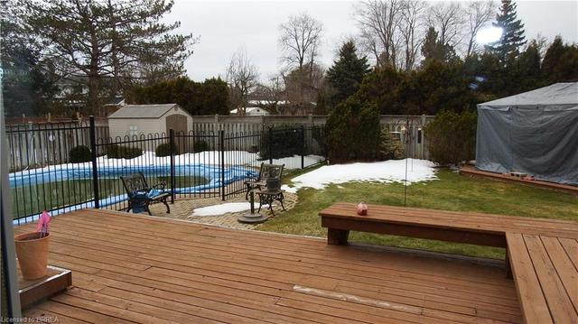 18 Cedarland Drive, House detached with 4 bedrooms, 2 bathrooms and null parking in Brantford ON | Image 24